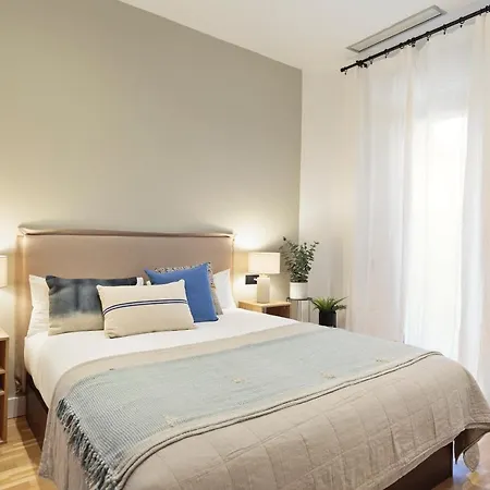 Click&flat Gaudi Dream I Apartment Barcelona